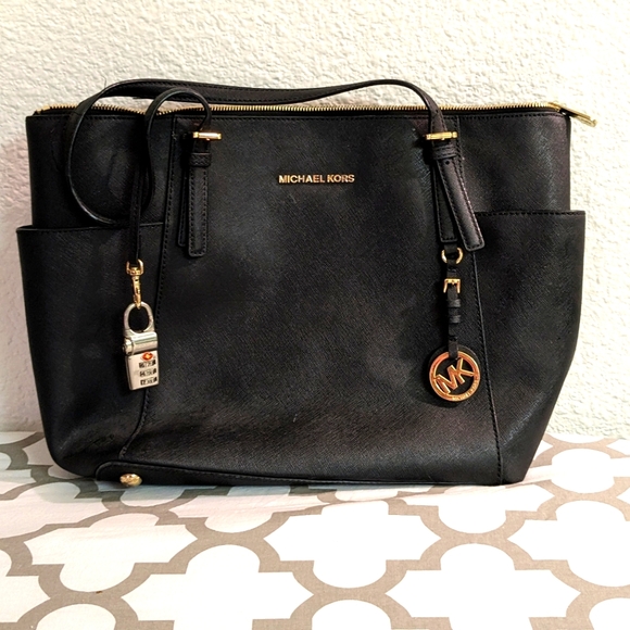 SALE!!! Michael Kors Jet Set Saffiano Black Leather Signature Lg Satchel Handbag - Picture 3 of 16